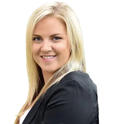 Headshot of Erin McIntosh